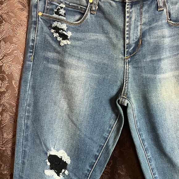 Articles of Society Frayed Jean Skinny Crop Size 28 New Condition NWT - Picture 5 of 13